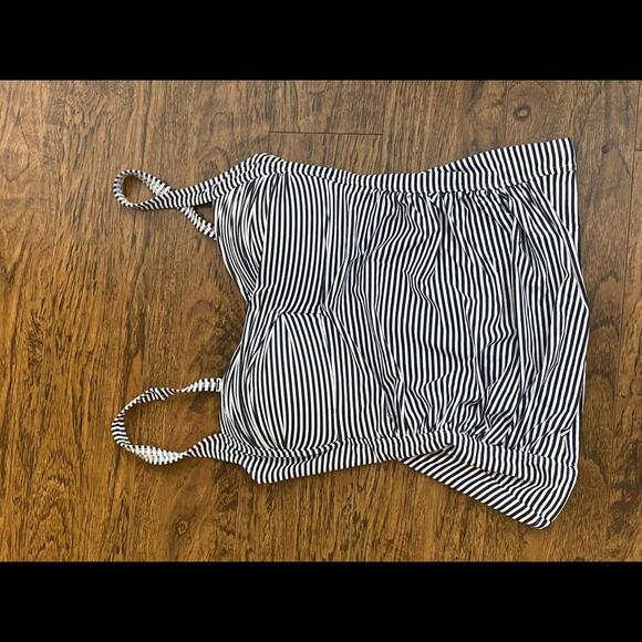 Stylish Black and White Striped Swim Tank Top NWT US 8 - Picture 2 of 8